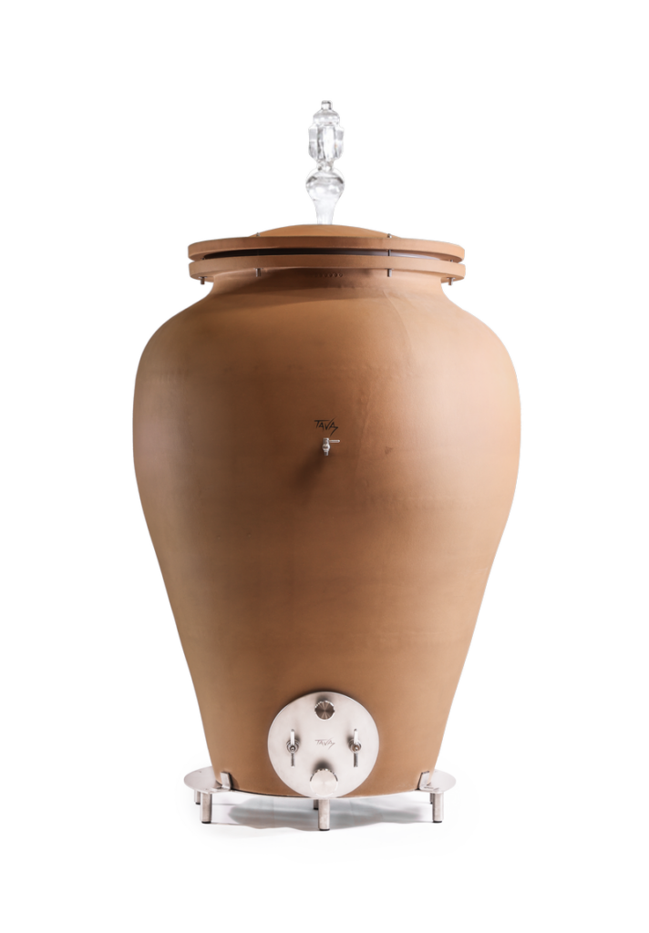 Amphore Tava 1600L, élevage à grande échelle – rouges de garde, cuvées spéciales, élevage prolongé